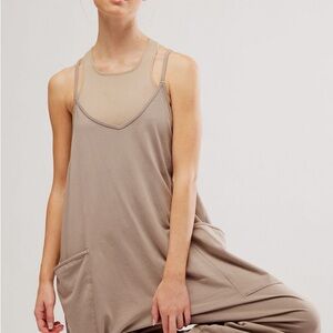 SHOT ONESIE MOCHA LATTE EUC